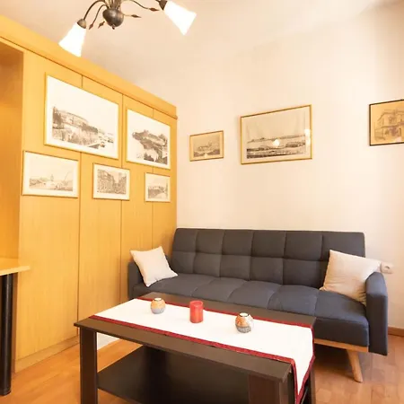 Apartment Andrew's Old Town By Corfuescapes